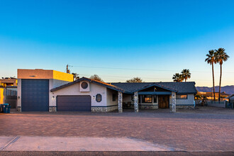 1984 Palo Verde Blvd N in Lake Havasu City, AZ - Foto de edificio - Building Photo