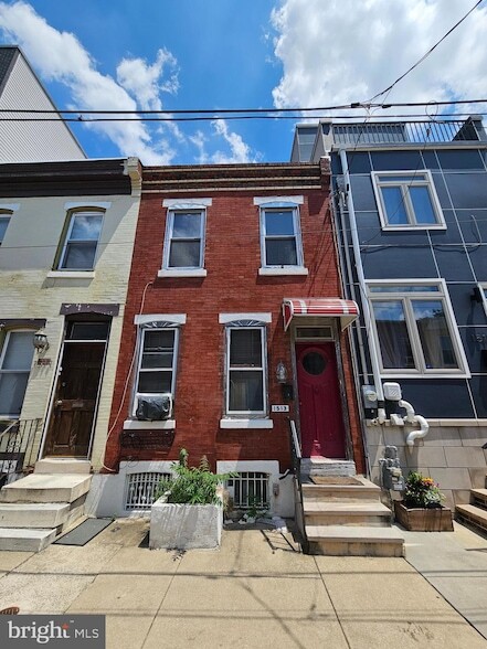 property at 1513 S Opal St