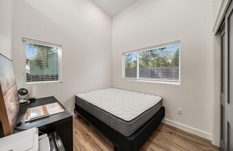 133-135 Foothill Blvd in San Luis Obispo, CA - Building Photo - Building Photo