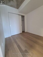 2720 Dundas St W in Toronto, ON - Building Photo - Building Photo