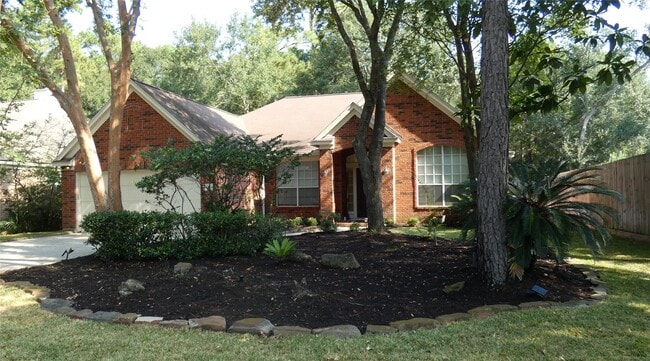 property at 123 N Acacia Park Cir