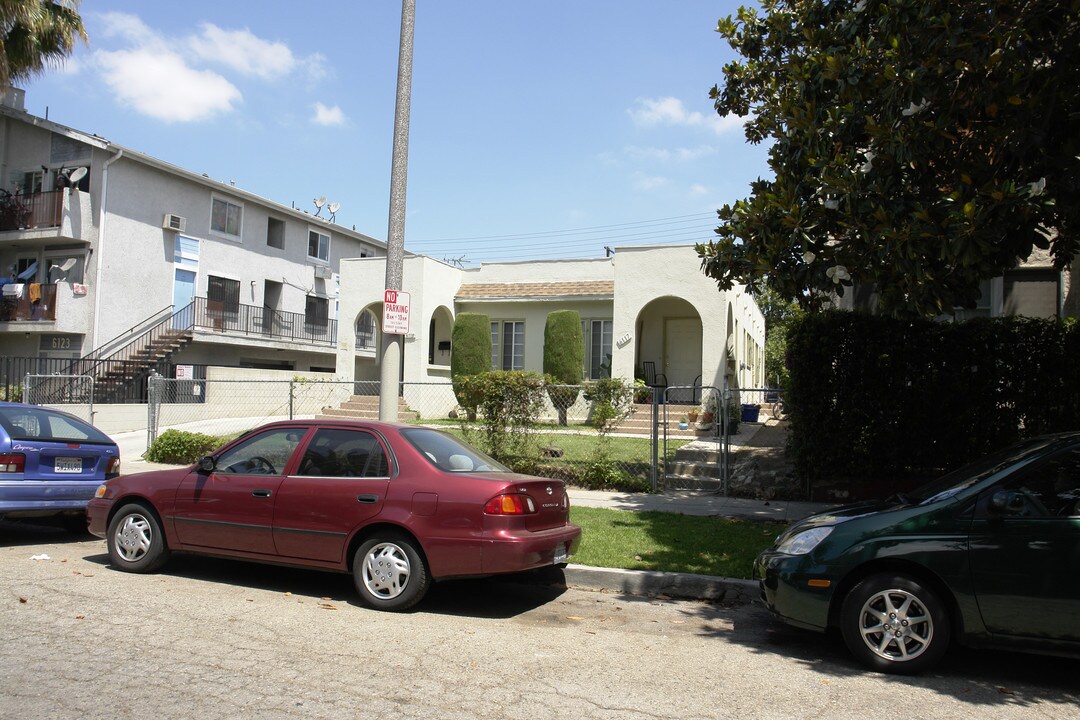 6117 Eleanor Ave in Los Angeles, CA - Building Photo