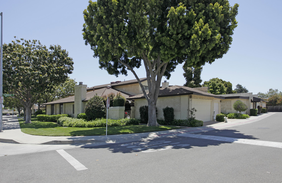 Ted Zenich Gardens in Santa Maria, CA - Building Photo