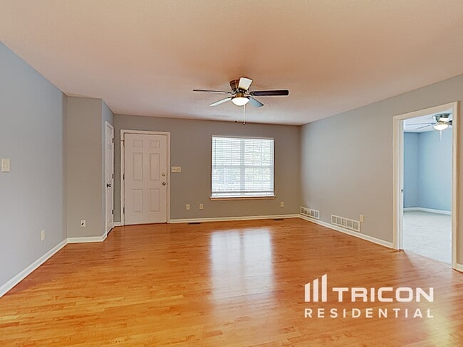 213 Martins COurt in Villa Rica, GA - Building Photo - Building Photo