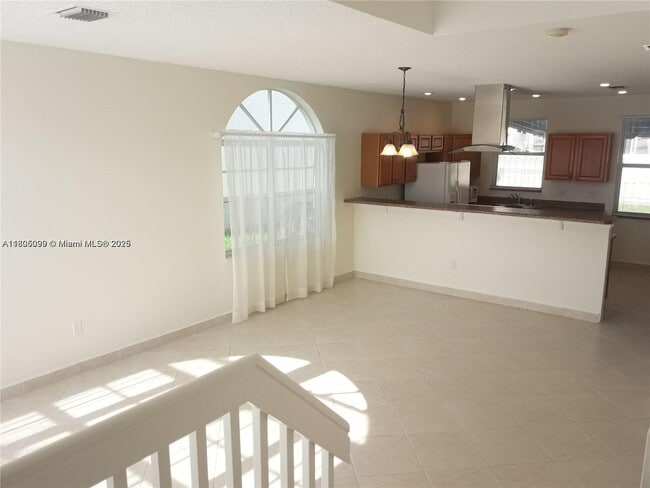 1268 NW 159th Ave in Pembroke Pines, FL - Building Photo - Building Photo