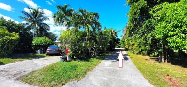 721 Greene Ave in Lake Worth Beach, FL - Building Photo - Building Photo