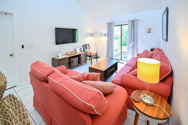 301 Markley Ct in Indian Harbour Beach, FL - Building Photo - Building Photo