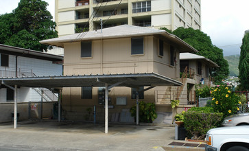 2214 Fern St in Honolulu, HI - Building Photo - Building Photo