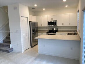 1845 SE 27th Rd in Homestead, FL - Building Photo - Building Photo