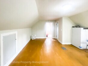 811 E 6th St in Moscow, ID - Building Photo - Building Photo