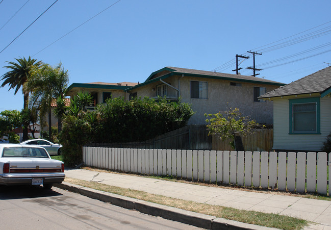 4212 Boundary St in San Diego, CA - Foto de edificio - Building Photo