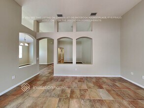 5918 Montford Dr in Zephyrhills, FL - Building Photo - Building Photo