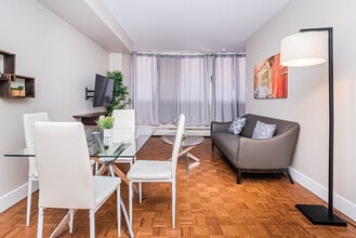 3712 Peel St, Unit SI ID1283434P in Montréal, QC - Building Photo - Building Photo