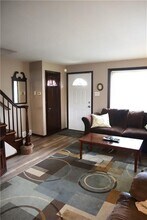 3059 Mt Troy Rd in Pittsburgh, PA - Building Photo - Building Photo