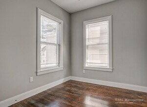 147 Boston St, Unit 1 in Boston, MA - Building Photo - Building Photo