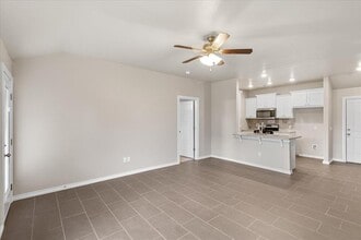 410 Grove St in Perry, OK - Building Photo - Building Photo