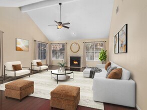 4318 Pinewood Park Dr in Houston, TX - Foto de edificio - Building Photo