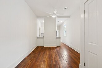 2318 St Andrew St in New Orleans, LA - Foto de edificio - Building Photo