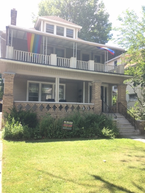 3132 Meadowbrook Blvd