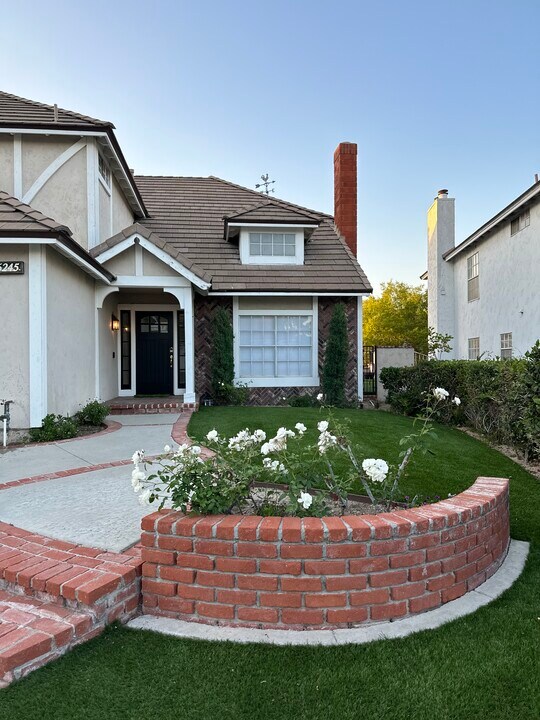 6245 E Allison Cir in Orange, CA - Building Photo