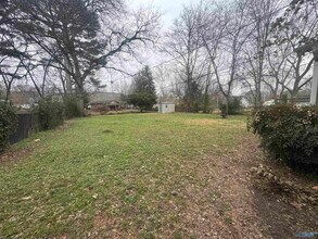 1808 Oakwood Ave NE in Huntsville, AL - Building Photo - Building Photo