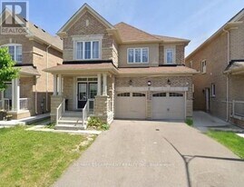 7 Abercrombie Cres in Brampton, ON - Building Photo