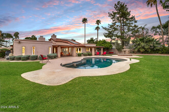 10675 E Cinnabar Ave in Scottsdale, AZ - Building Photo - Building Photo