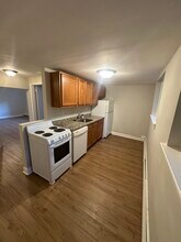 145 Chiswick Rd, Unit 2 in Boston, MA - Foto de edificio - Building Photo