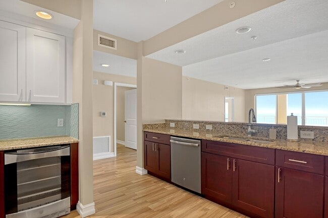 1045 Jimmy Buffett Mem Hwy, Unit 1004 in Satellite Beach, FL - Building Photo - Building Photo