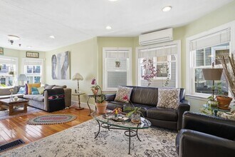 11 Asticou Rd, Unit 11 in Boston, MA - Building Photo - Building Photo