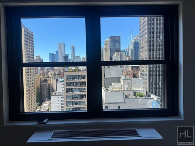 East 39th Street in New York, NY - Building Photo - Building Photo