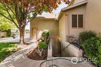 2184 W 10000 S in South Jordan, UT - Building Photo - Building Photo