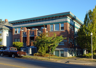 Klee in Tacoma, WA - Foto de edificio - Building Photo