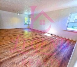 10917 Pear Tree Ln in St. Ann, MO - Building Photo - Building Photo