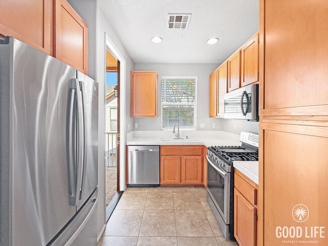 property at 1620 Sugar Maple Pl