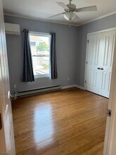205 Valley Brook Ave in Lyndhurst, NJ - Foto de edificio - Building Photo