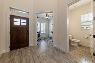 2812 Sebring Cir in Austin, TX - Building Photo - Building Photo