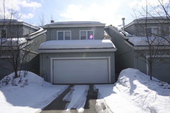 property at 3008 Brittany Pl