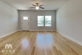 423 Channing Ave in San Antonio, TX - Building Photo - Building Photo