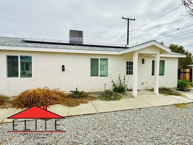 property at 1113 W Benson Ave