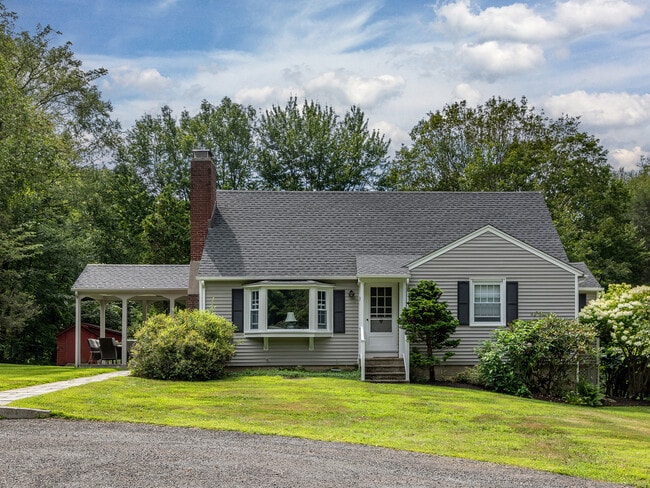 property at 39 South St