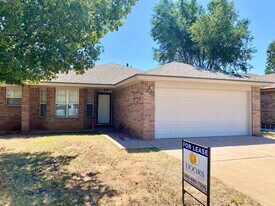 8107 Temple Ave in Lubbock, TX - Building Photo
