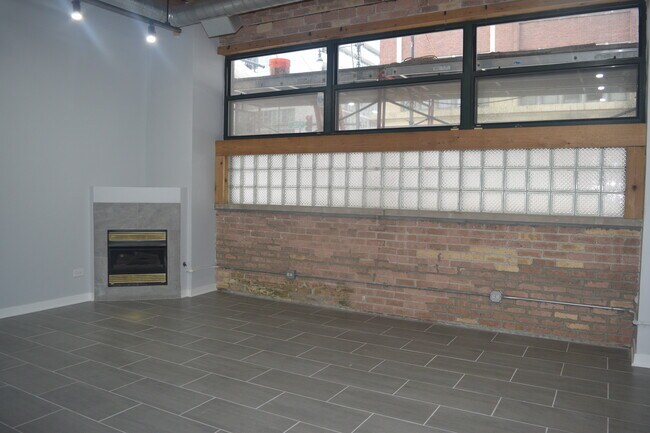 1801 S Michigan Ave in Chicago, IL - Building Photo - Building Photo