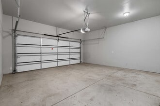 156 E Stone Ct in Tucson, AZ - Building Photo - Building Photo