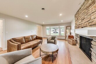 317 E Forest Ln in Palatine, IL - Building Photo - Building Photo