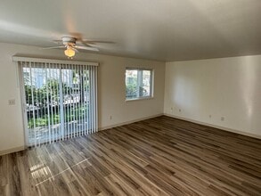 1645 River Rd in Eugene, OR - Building Photo - Building Photo