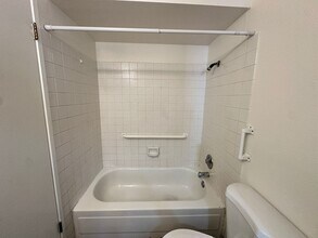 1400 Selmi Dr in Reno, NV - Building Photo - Building Photo