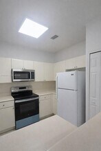 1523 SE 24th Ct in Homestead, FL - Building Photo - Building Photo