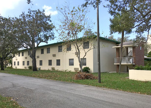 St. Elizabeth Gardens Apartments in Pompano Beach, FL - Building Photo - Building Photo