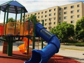 Metropolitan Village Apartments - 55 + Years in St. Louis, MO - Foto de edificio - Building Photo